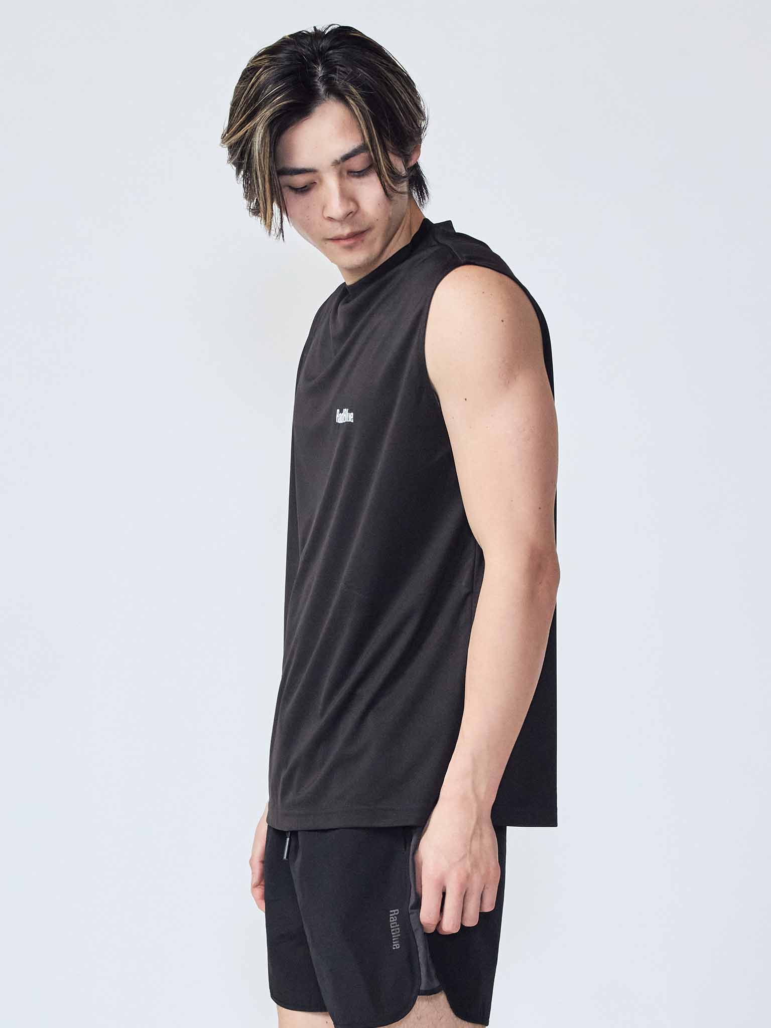 Sleeveless rash guard