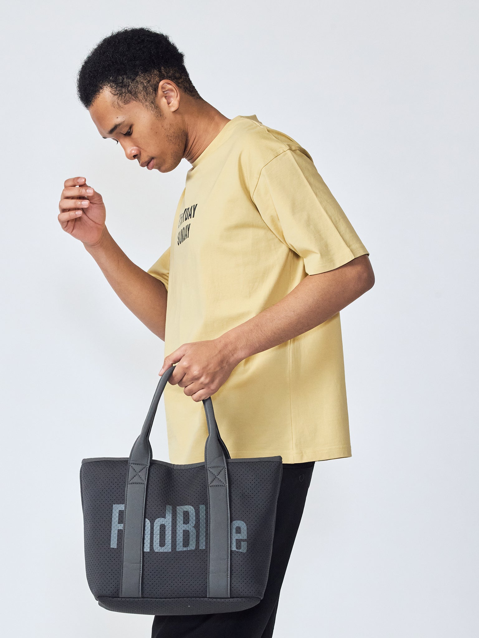 Punched Neoprene Inner Color Medium Tote