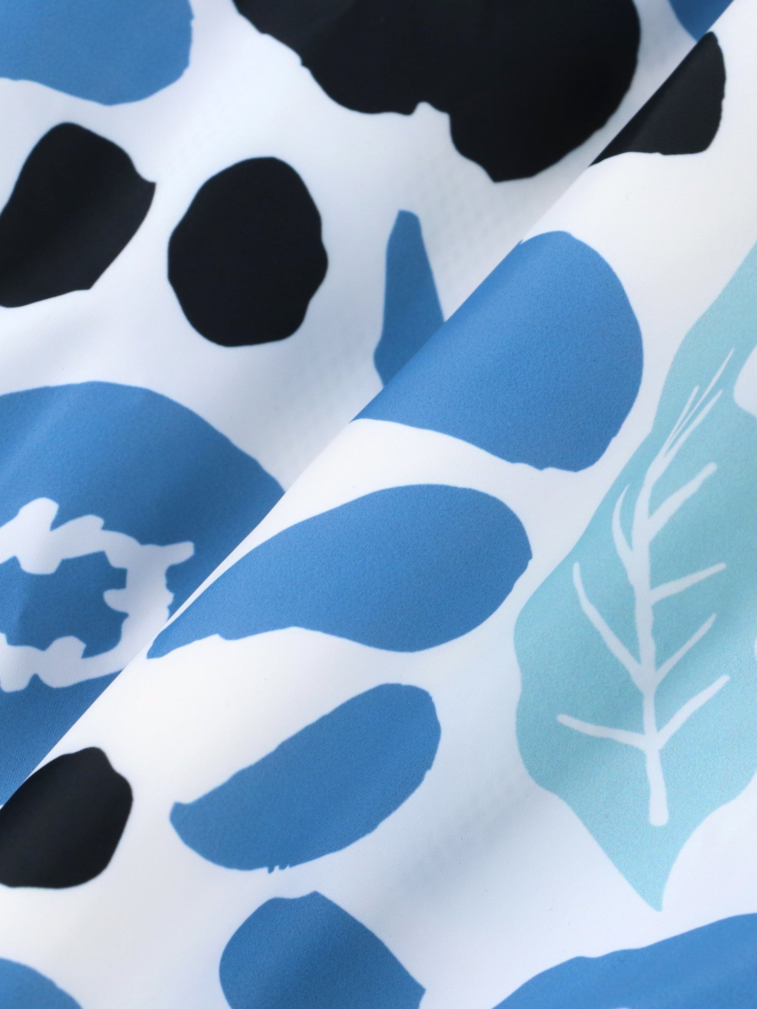 LuxeShell® ボードショーツ【NISECCO】