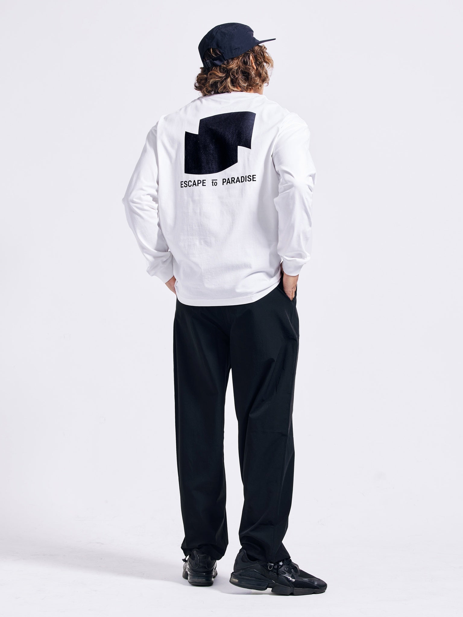 90's nylon wide jogger pants