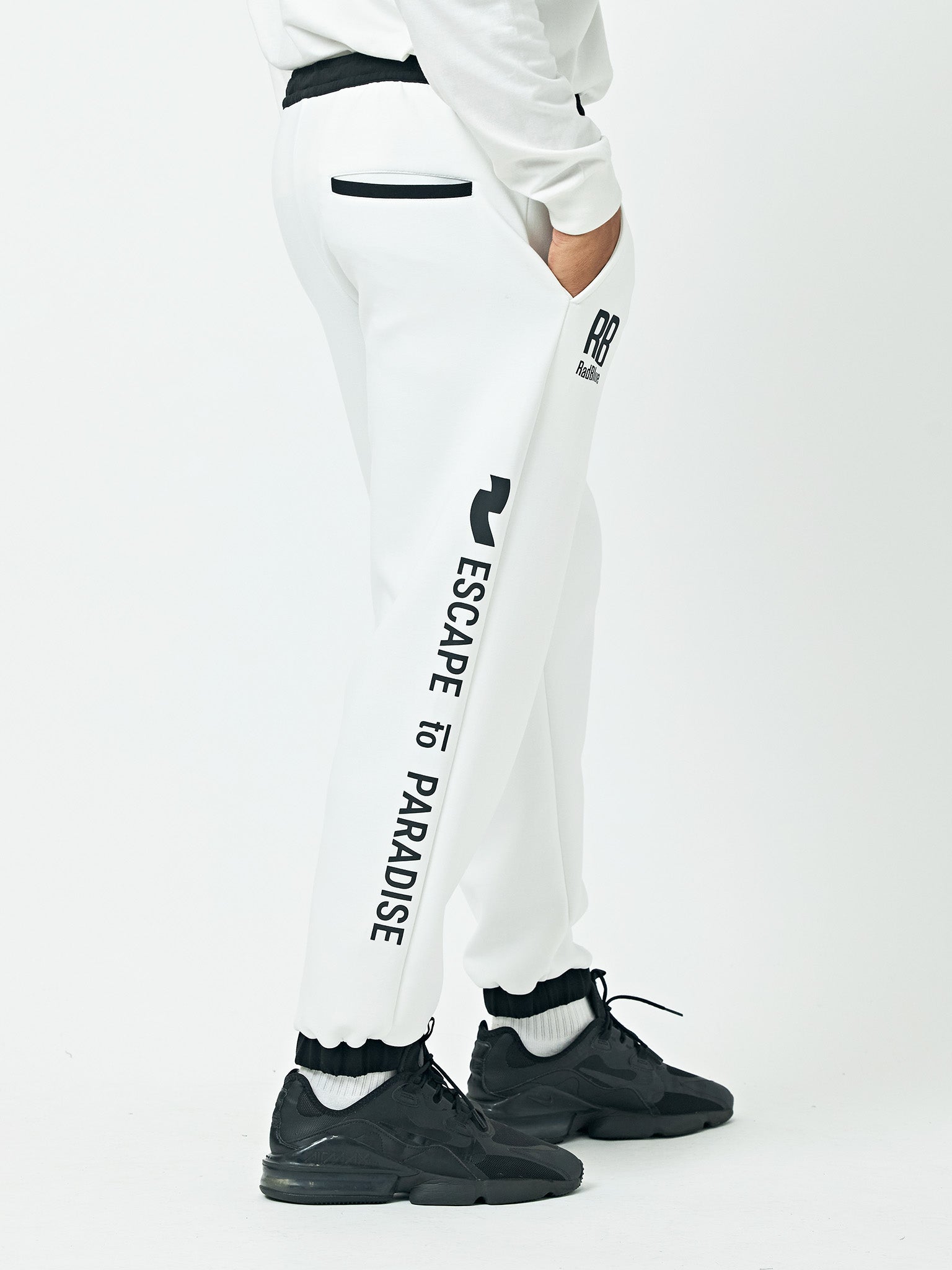 Air Tension® Two-Color Wide Jogger Pants