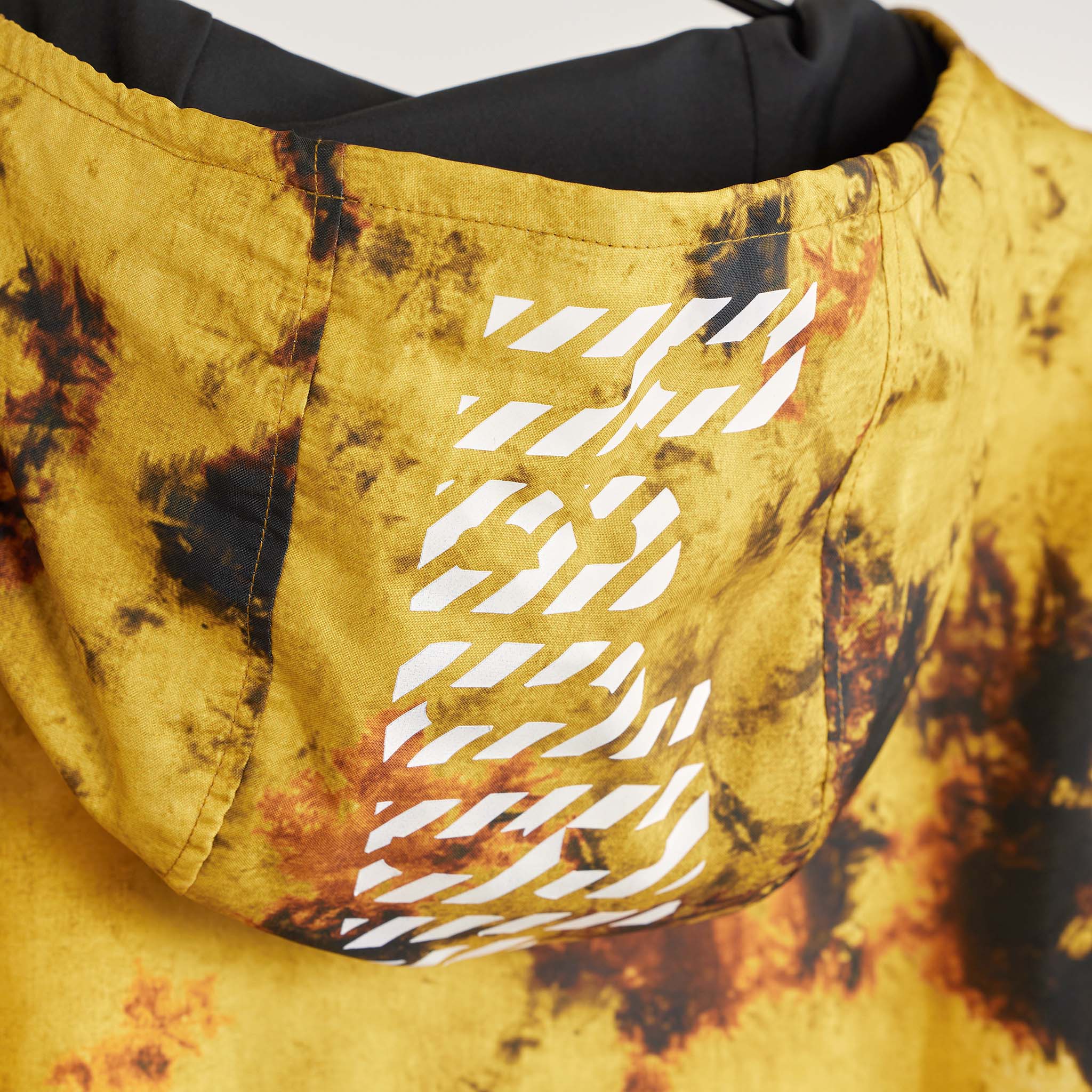 マウンテンパーカー【TIEDYE】