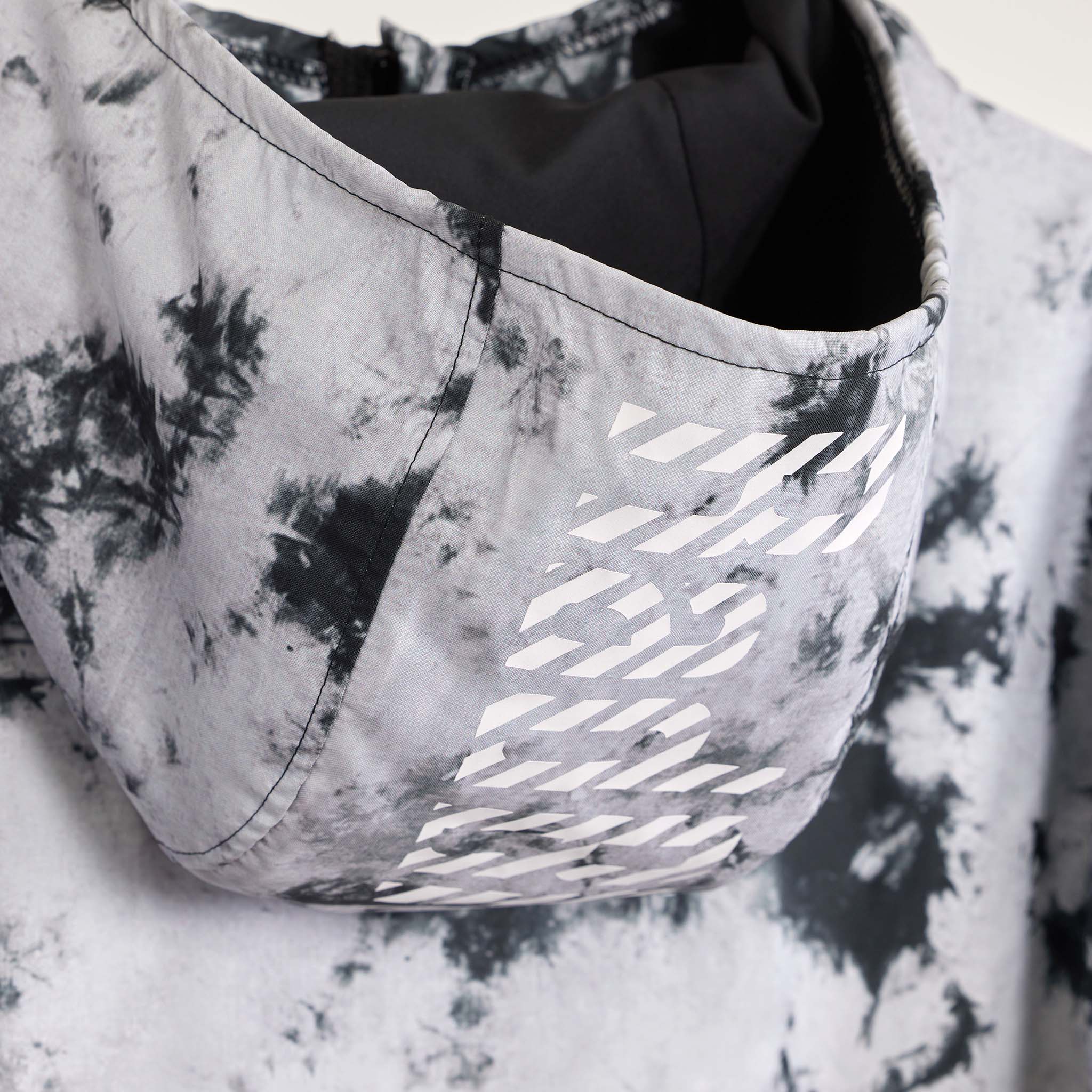 マウンテンパーカー【TIEDYE】