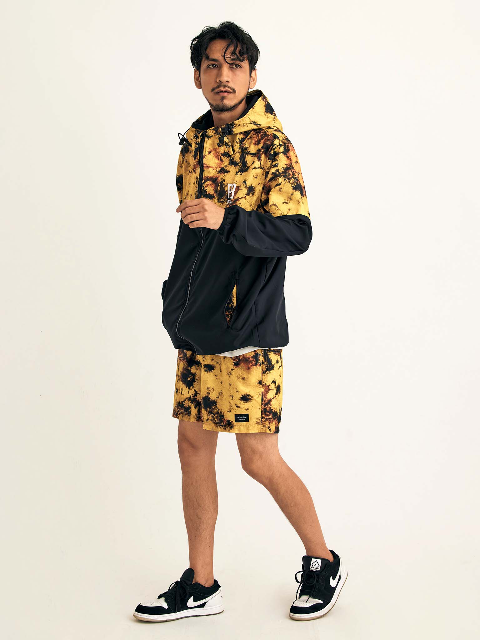 マウンテンパーカー【TIEDYE】