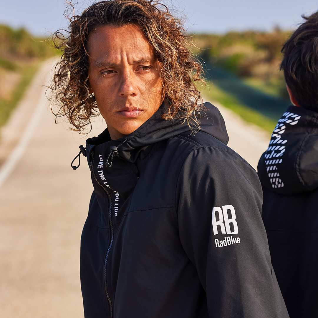 マウンテンパーカー【LOVE THE LIFE 】