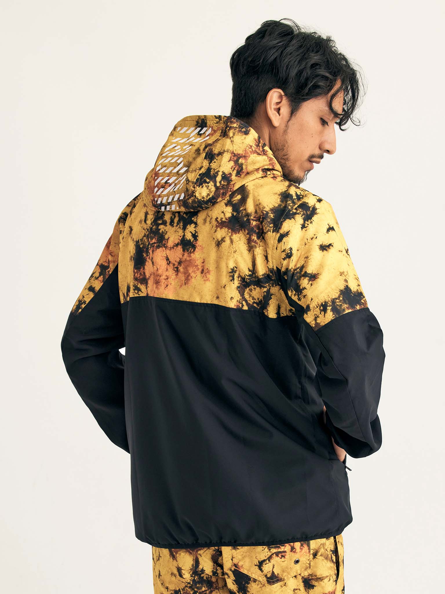 マウンテンパーカー【TIEDYE】