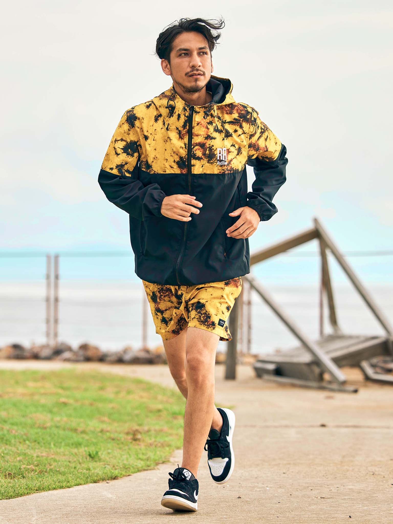 マウンテンパーカー【TIEDYE】