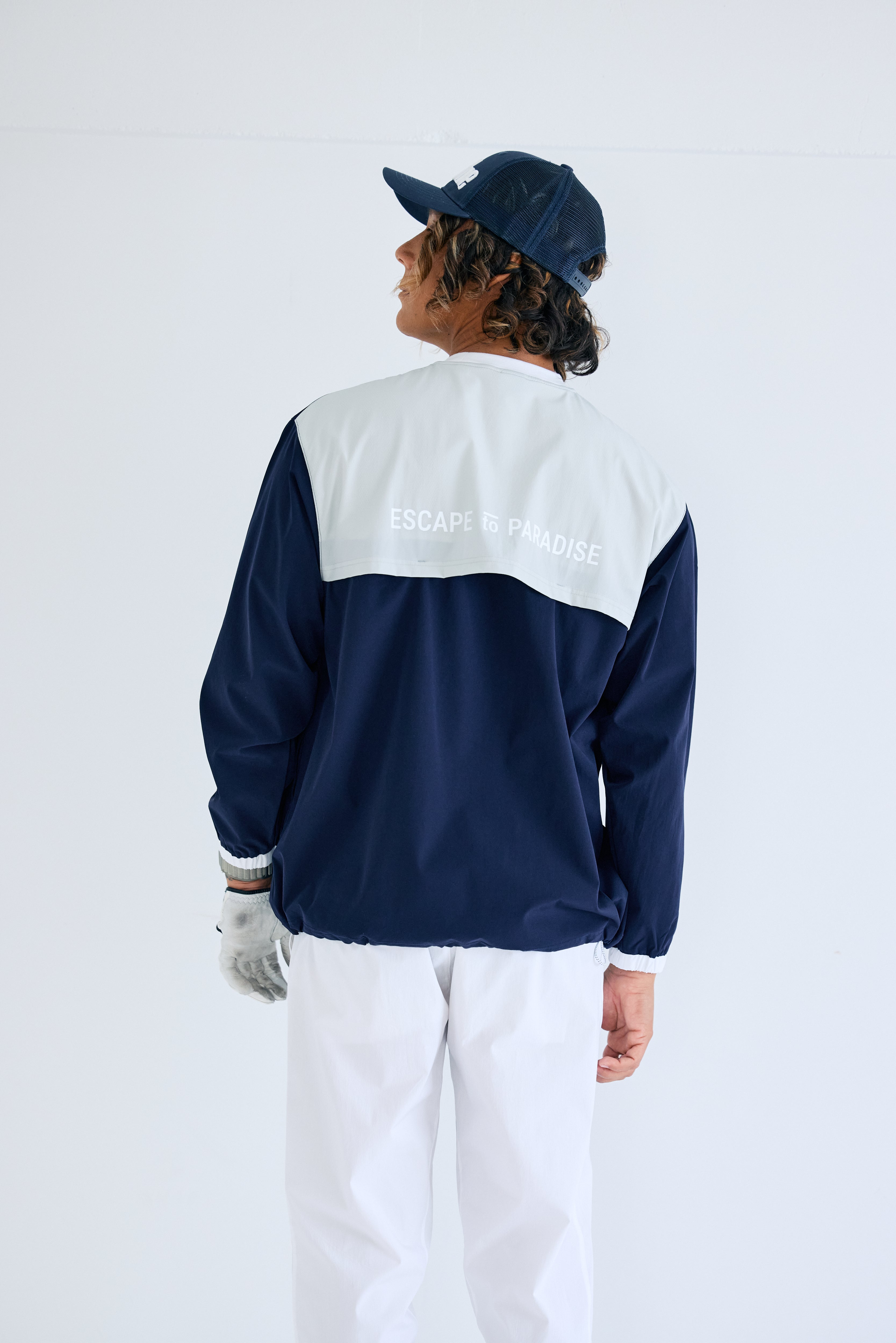 ストレッチナイロンプルオーバー/スニードジャック