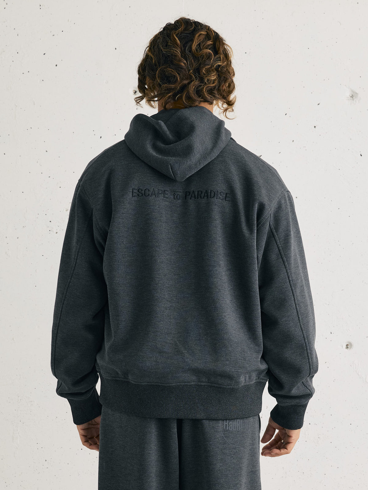 260357-4