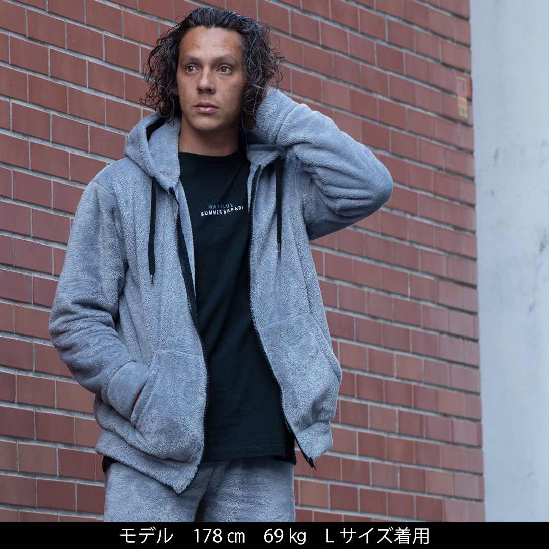 ボアフリースジップパーカー